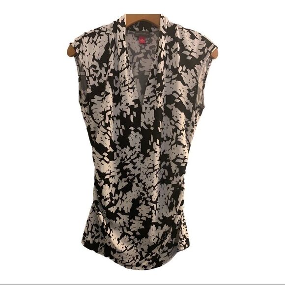 Vince Camuto Sleeveless Confetti Print Blouse Top - Picture 1 of 5